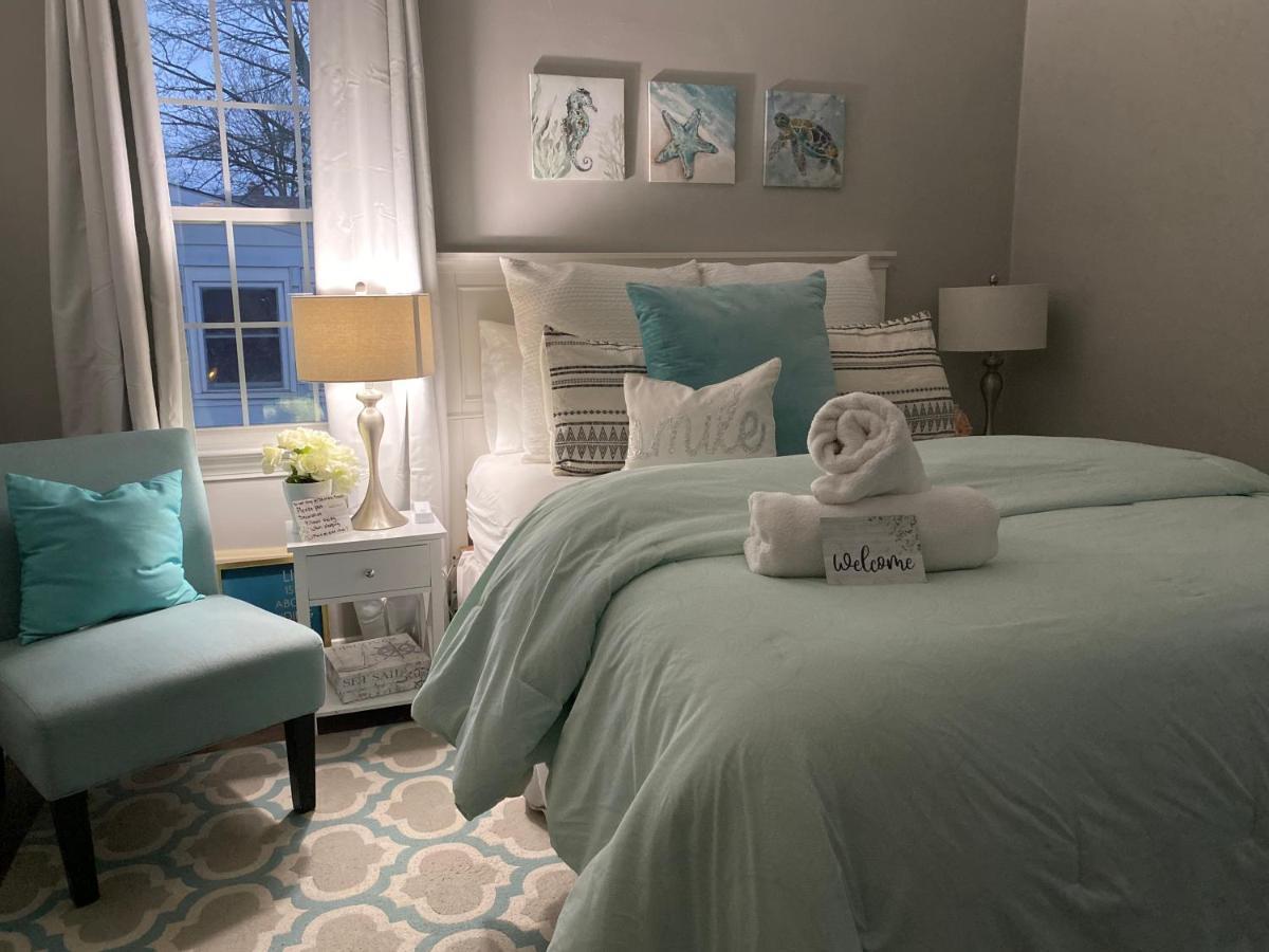 Cozy, Upstairs Apartment Pets Welcome With Fee Family Friendly Close To Everything Cleveland Esterno foto